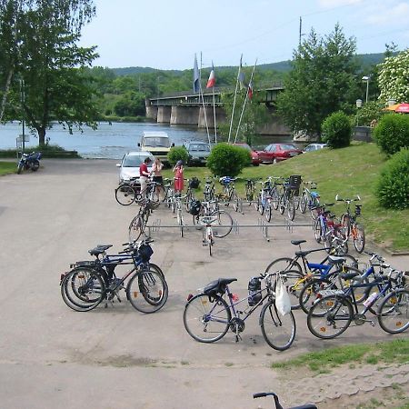 Gaestezimmer Auf Dem Campingplatz Konz Exterior photo
